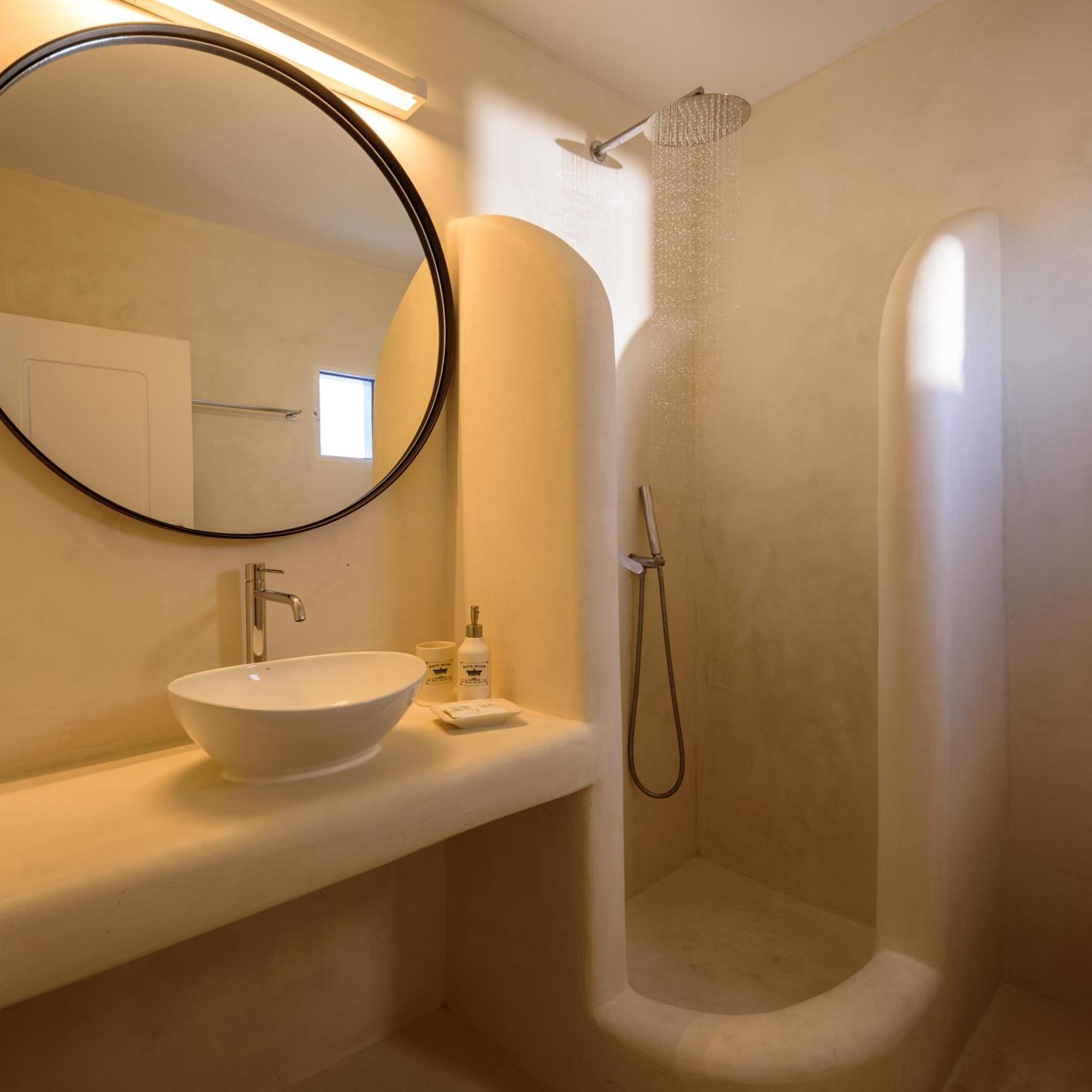 Kamares Apartments (Adults Only) Fira  Ngoại thất bức ảnh