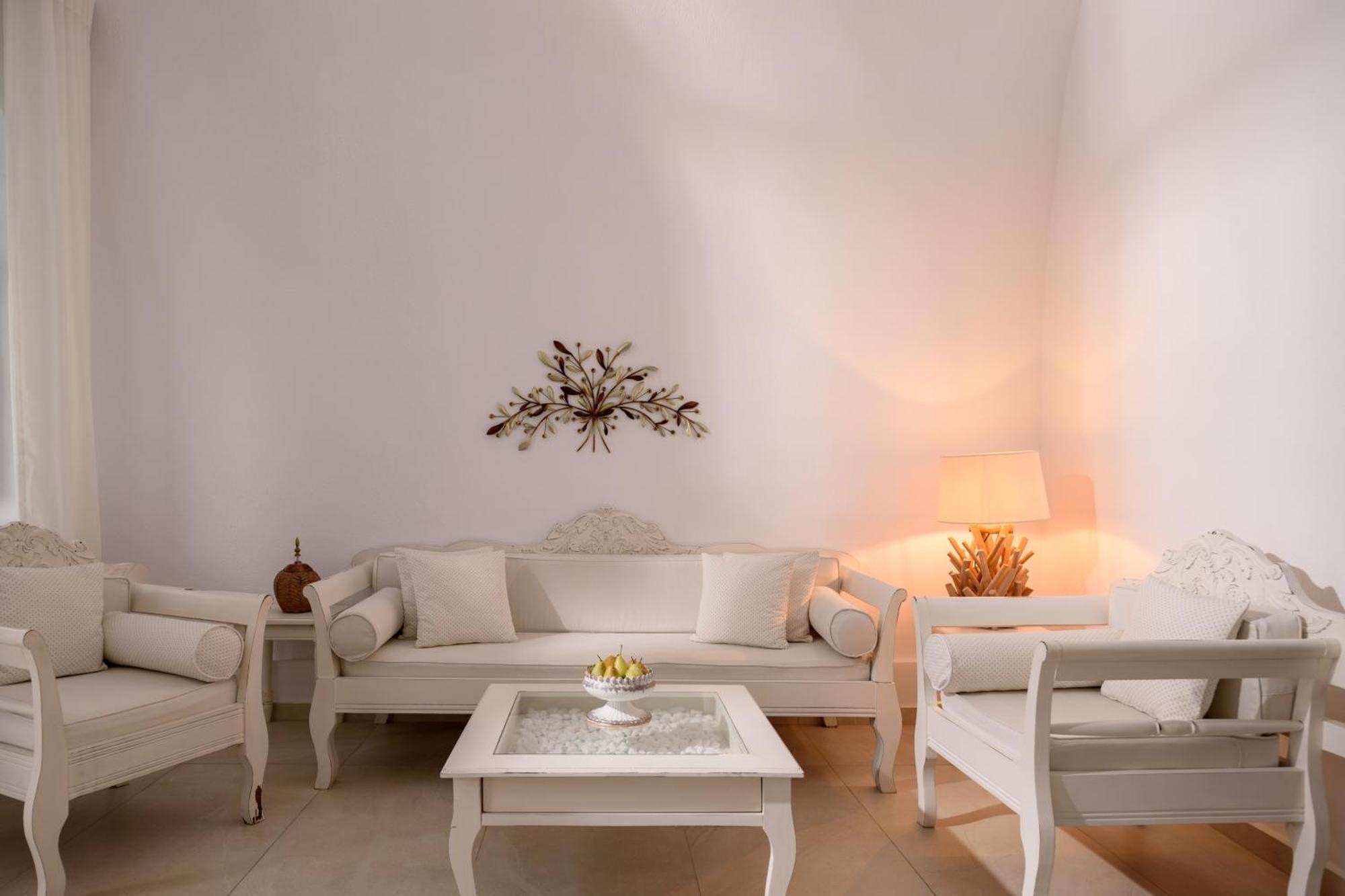 Kamares Apartments (Adults Only) Fira  Ngoại thất bức ảnh